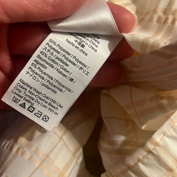 J.Crew V-back puff-sleeve top in textured plaid 10 - Picture 2 of 5